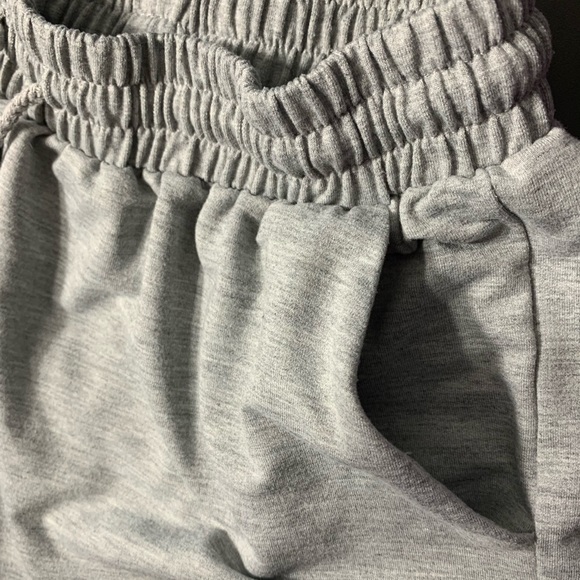 Gray Cloth Drawstring Shorts - Picture 3 of 3